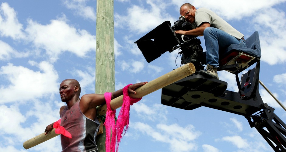 Perchiste, monteur, maquilleuse, ces métiers de l&rsquo;ombre du cinéma