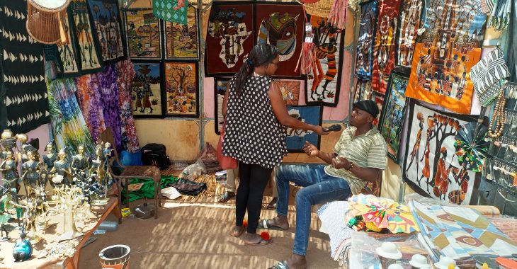 FESPACO 2023: des exposants de la rue marchande se plaignent de la morosité du marché