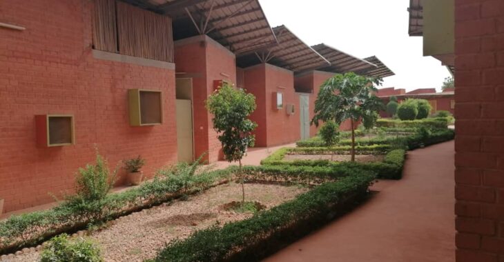 A Léo, un centre médical traite des eaux usées et de pluie