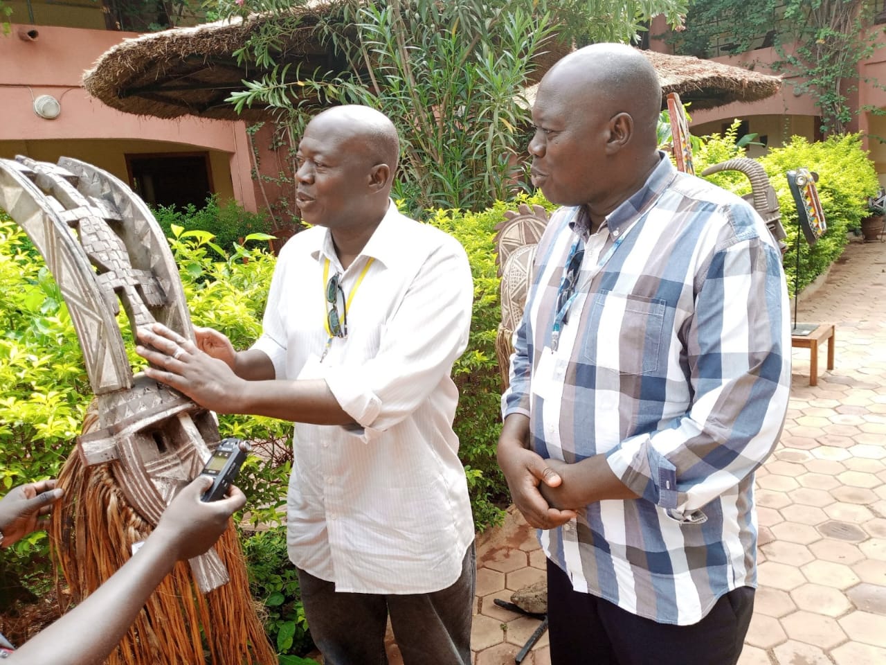 Culture : Les frères jumeaux Ouattara interrogent l&rsquo;intégrité des Burkinabè à travers l&rsquo;art