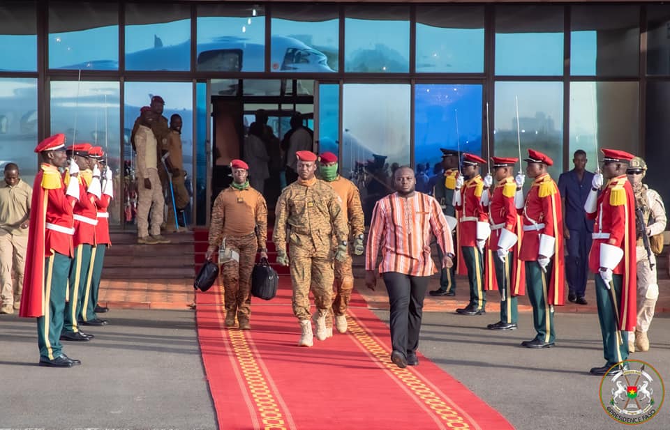 Burkina: Le Capitaine Ibrahim Traoré à Saint Pétersbourg pour le sommet « Russie-Afrique » :