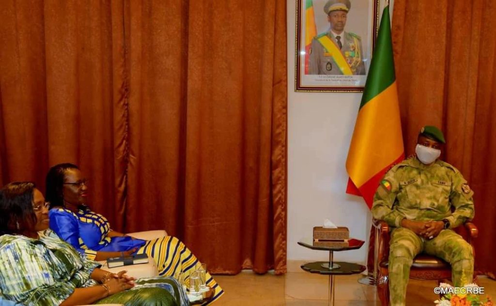 Coopération Burkina Faso-Mali : La cheffe de la diplomatie burkinabè reçue par le Président de la Transition malienne