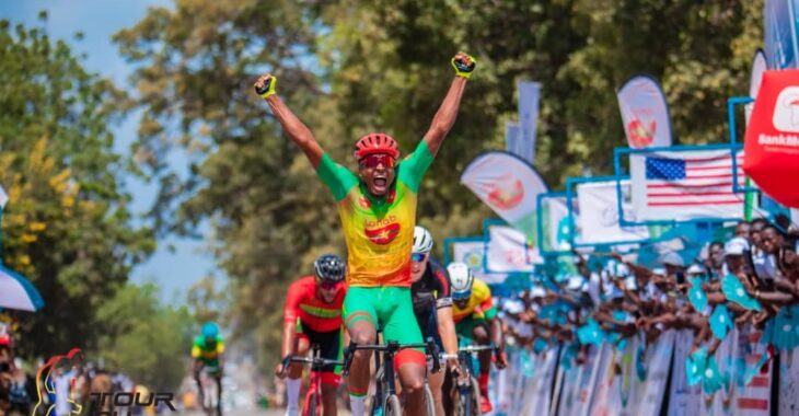 Paul Daumont remporte la première étape du Tour du Faso2023 courue entre Ouagadougou et Pô ce vendredi 27