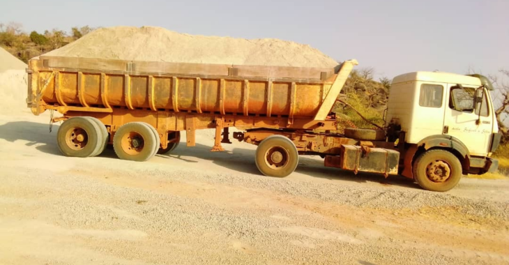 Ouagadougou, les usagers de la route victimes des gravillons qui s’échappent des camions