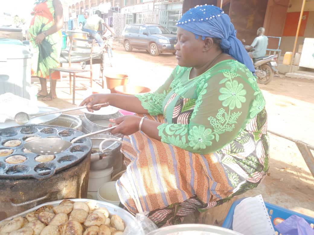 Brigitte Badolo, la reine des galettes et de la bouillie à Ouaga