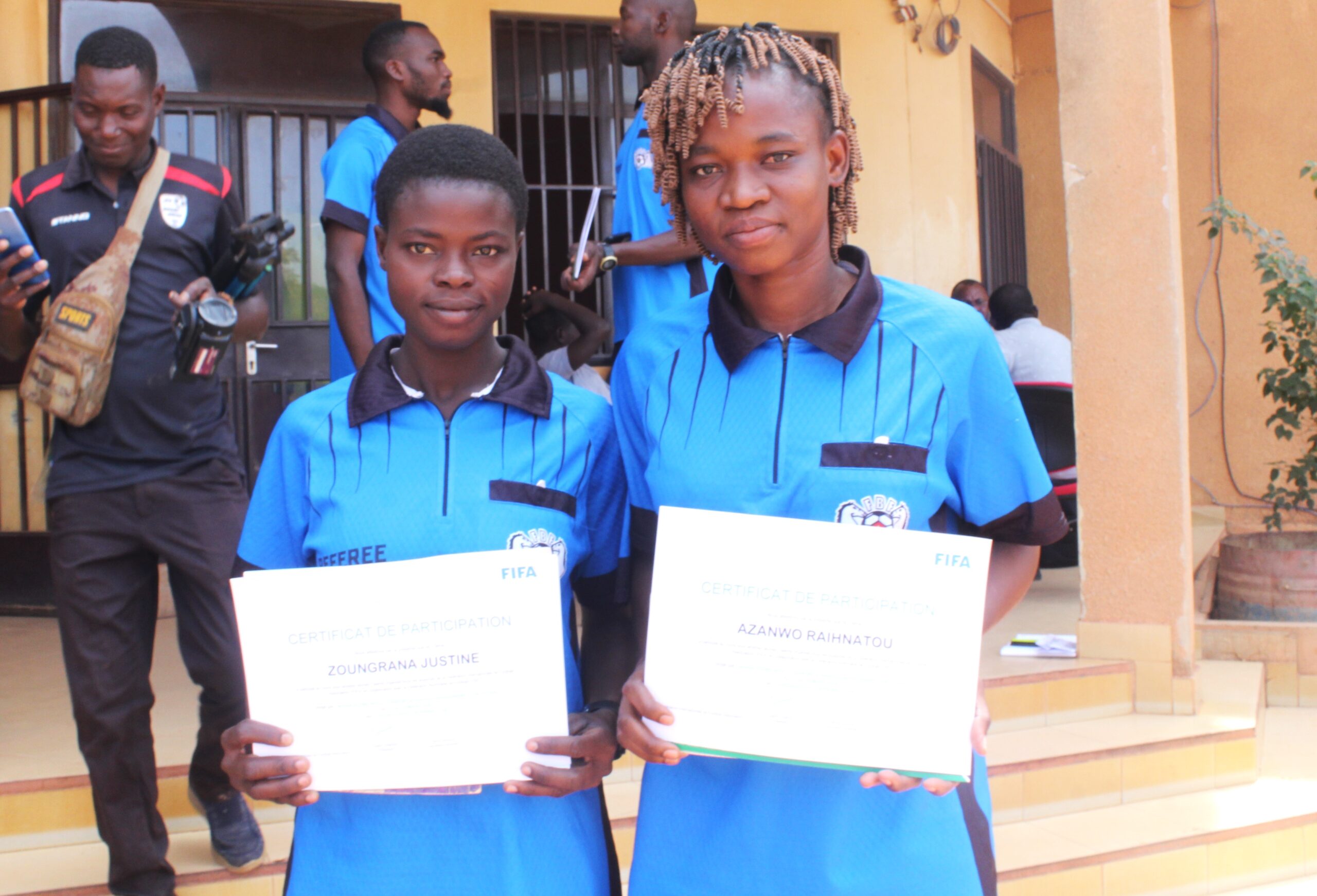 🎧Football: le parcours de Rahinatou et Justine arbitres de football