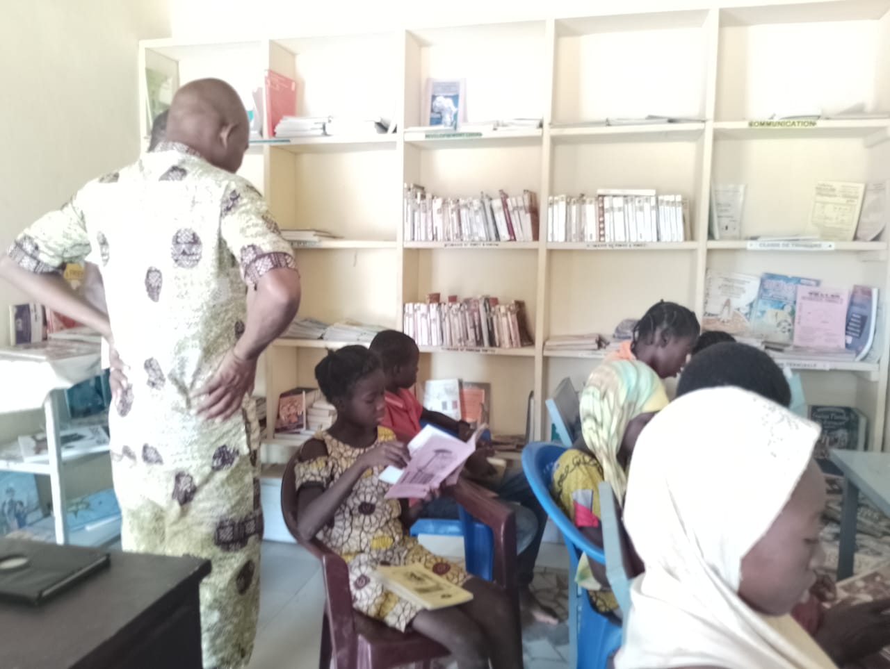 Littérature sans frontière, un oasis de lecture dans le village de Bargo