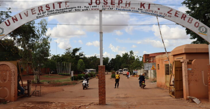 Les universités publiques sacrifient les vacances pour rattraper le retard