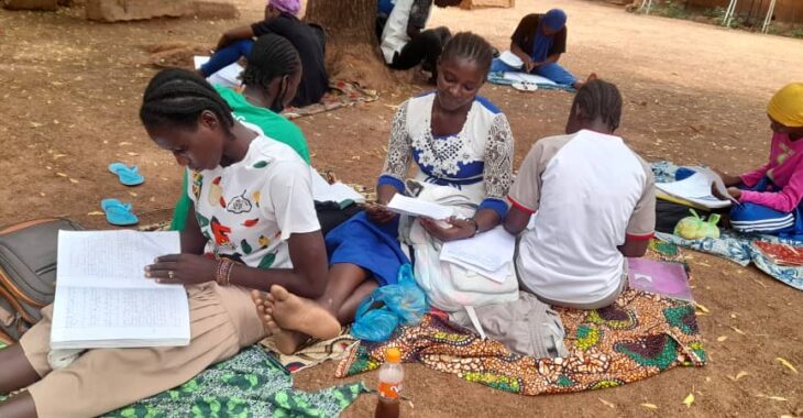 Ambiance studieuse au lycée Bambata à Ouaga au premier jour du Bac