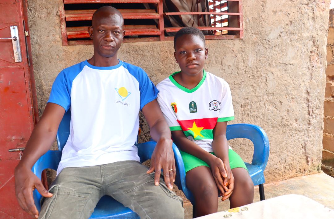 A Bobo Dioulasso, la solidarité maintient des jeunes filles sur le chemin de l’école