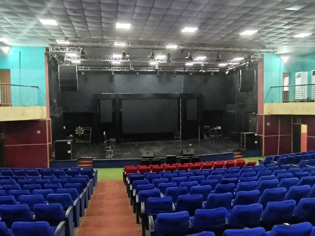 Des acteurs culturels dénoncent la qualité des salles de spectacle au Burkina