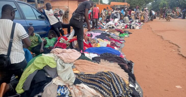Bobo Dioulasso : le marché de « yougou yougou » de Farakan habille à petits prix