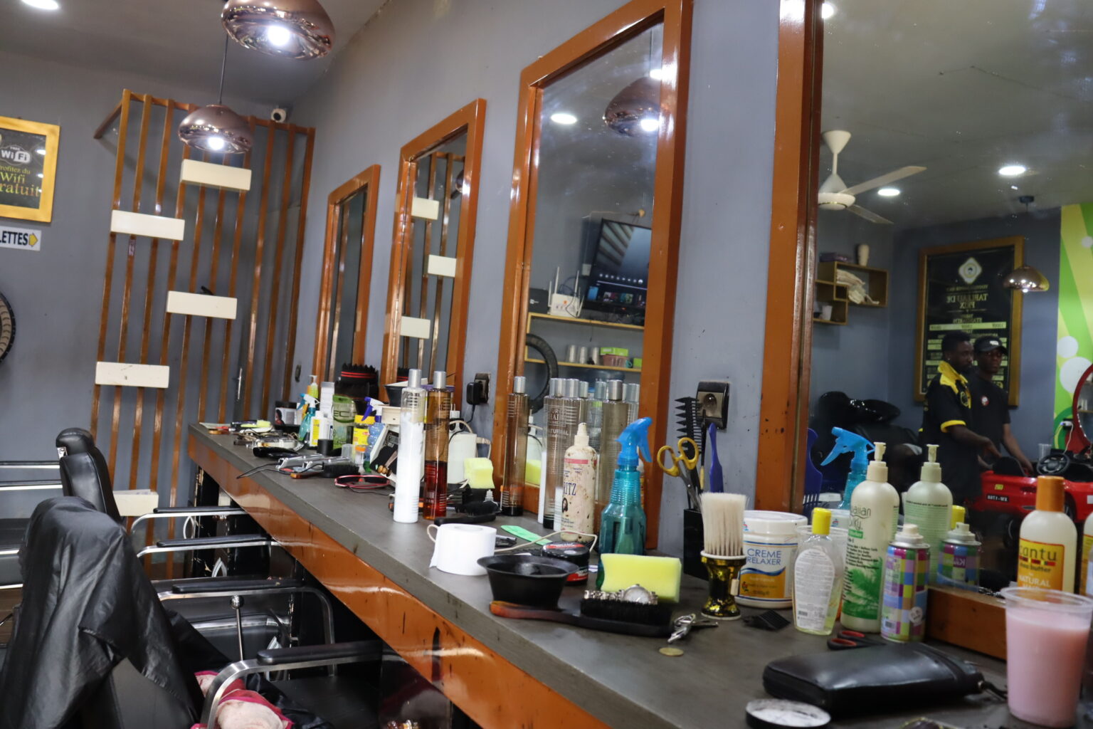 Coiffure et confiance : Ces relations qui durent toute une vie chez le barbier