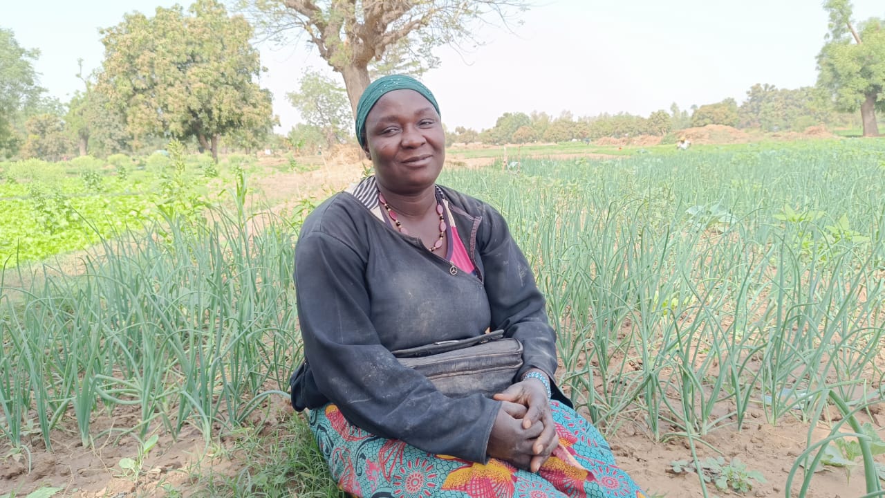 Maraîchage à Ouagadougou : Quand carottes, choux et oignons deviennent le moteur de l’autonomie féminine…