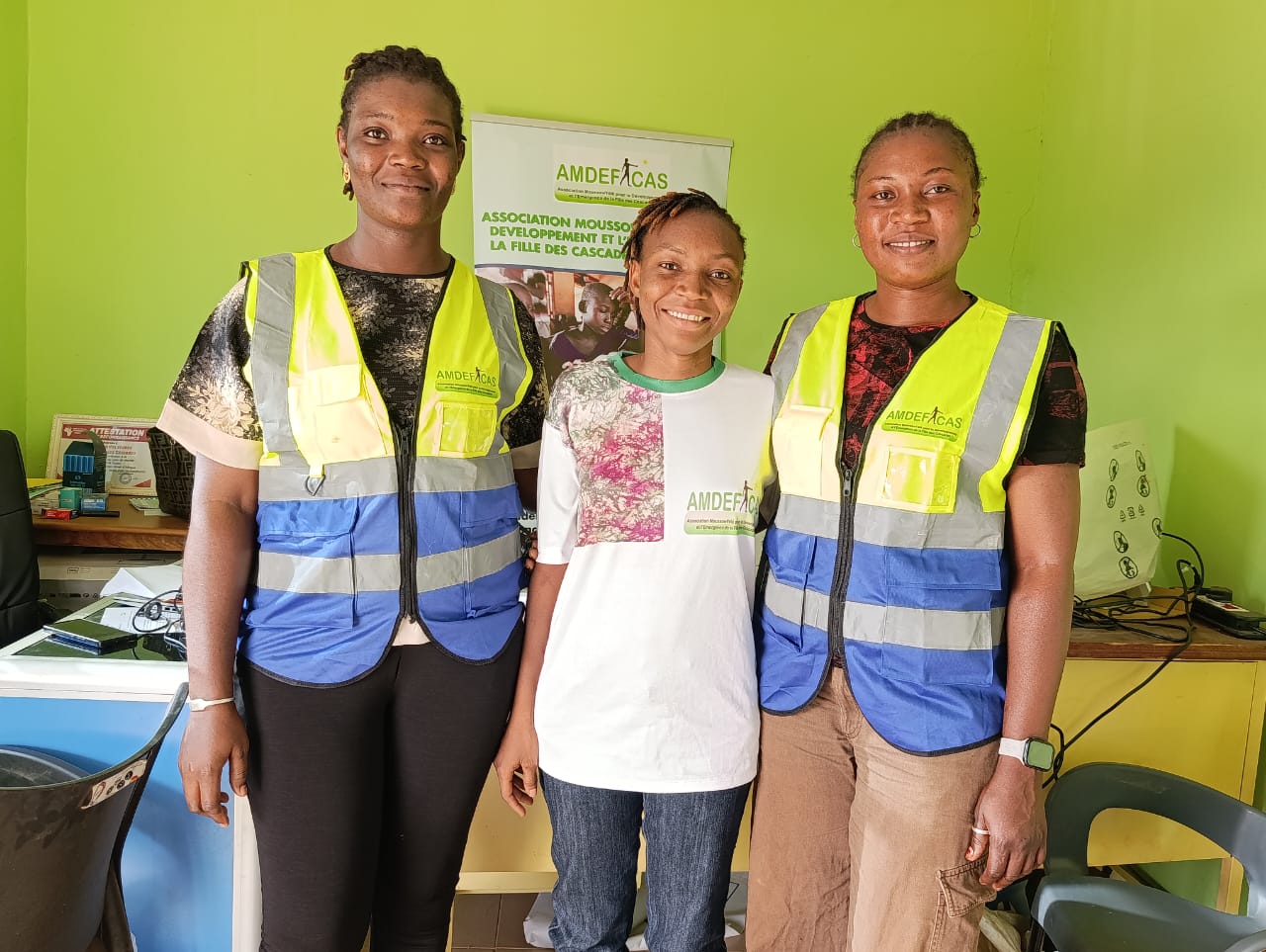 A Banfora, des jeunes filles apprennent à diriger