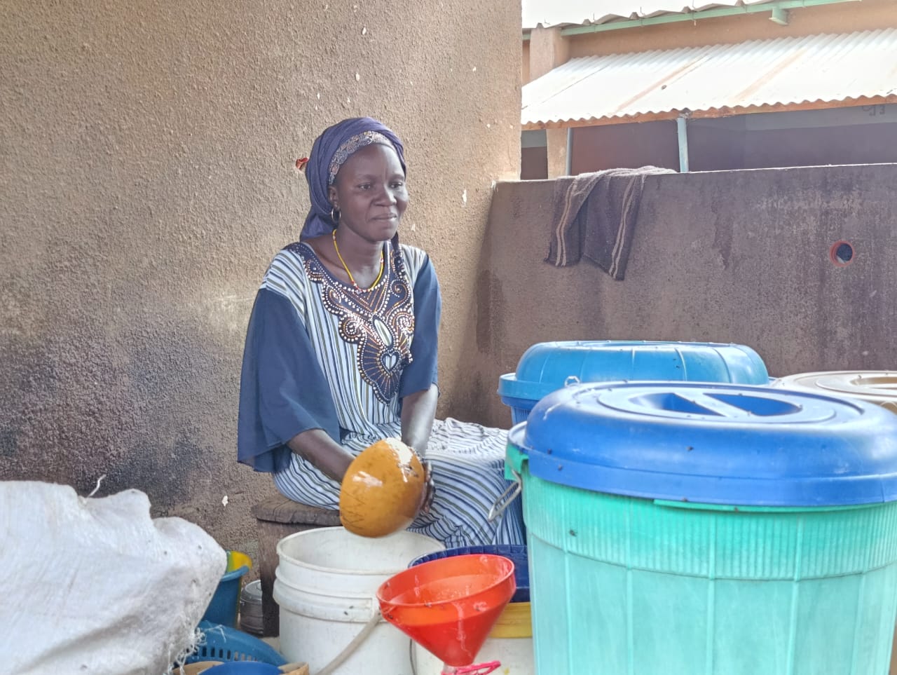 À Zorgho, Raam daga, le marché où le dolo rassemble