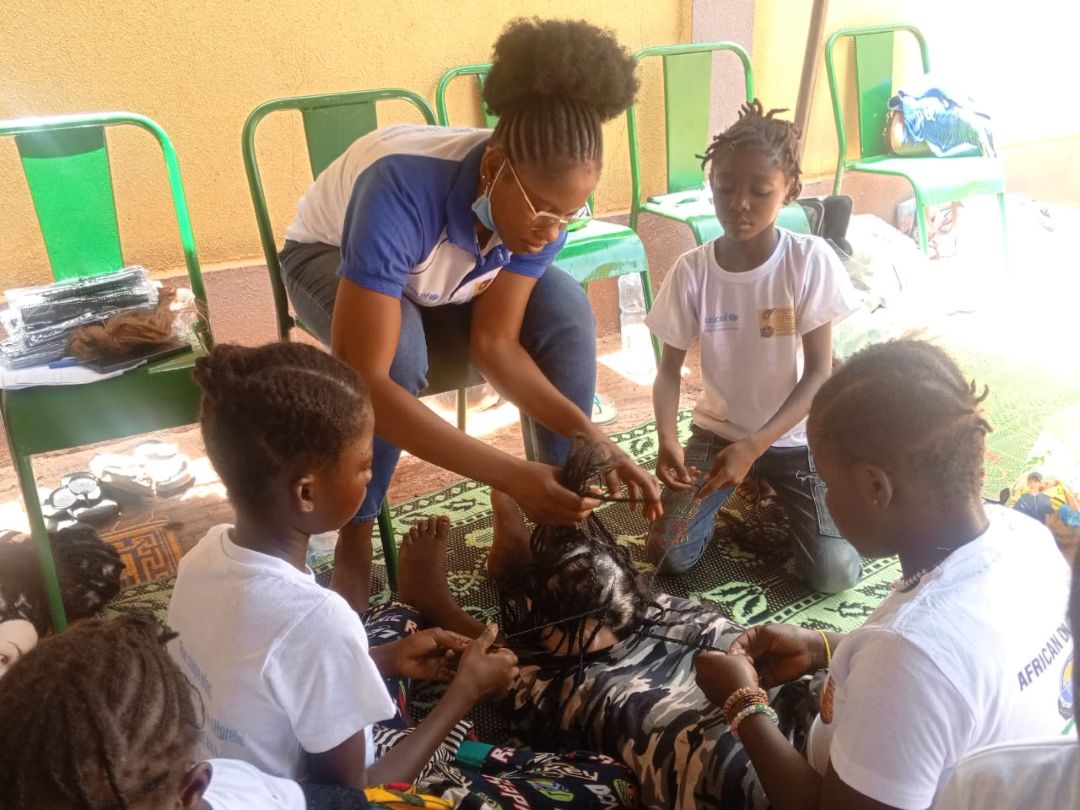 SNC 2026 : Des enfants à l’école de la coiffure africaine