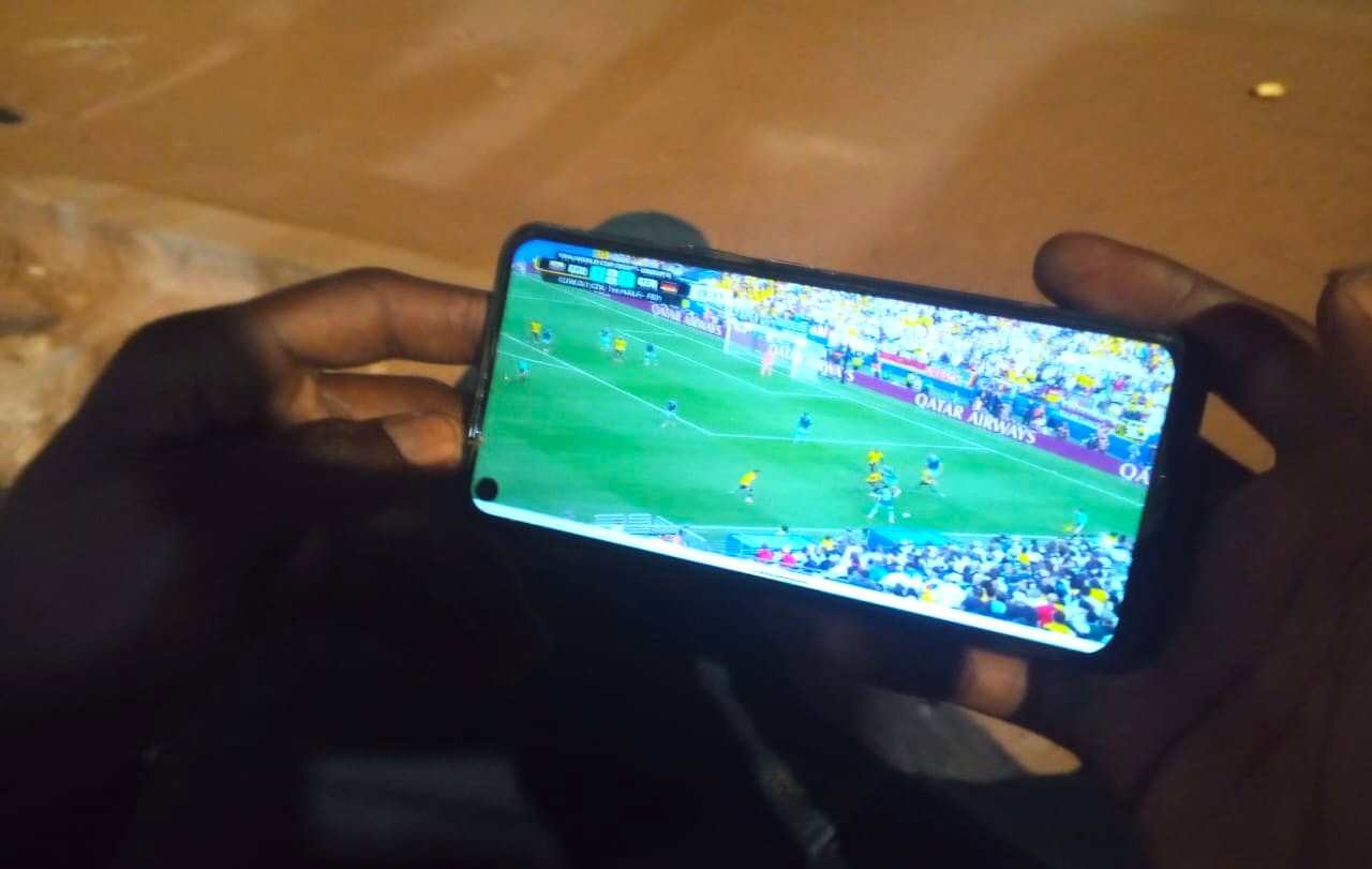 Coupe du monde : les supporters burkinabè trouvent leurs propres solution