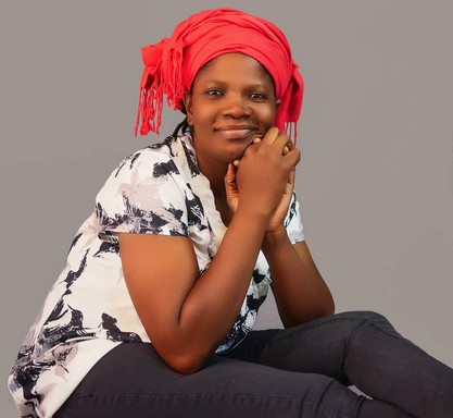 Philomaine Nanema :  » Les jeunes filles doivent s&rsquo;intéresser à  l&rsquo;humour »