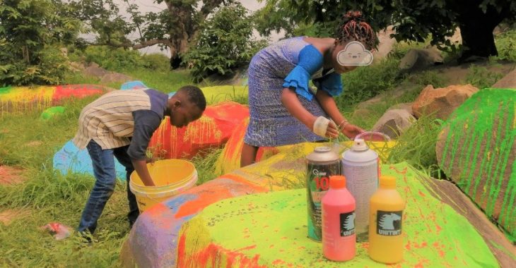 Dissin : De l’art à ciel ouvert sur les rochers
