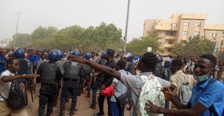 Crise scolaire : «  on n’a pas le droit de choisir comment nous devons être évalués »