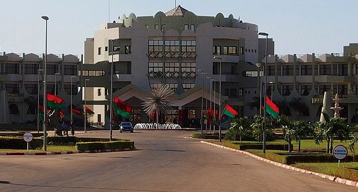 Burkina : ambiance de précampagne à dix mois des élections